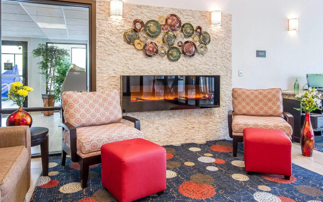 Fairfield by Marriott Inn & Suites Madison South