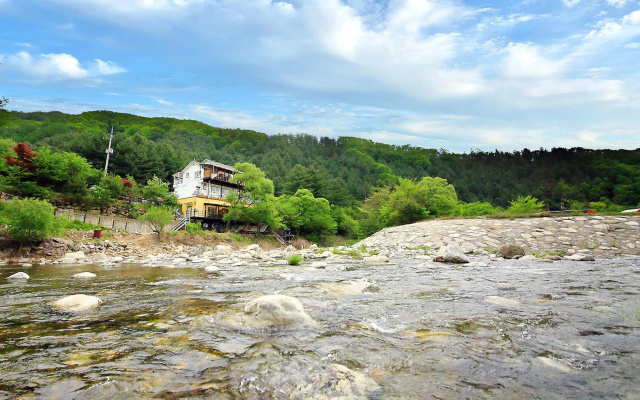 Gapyeong Cherrish Pension