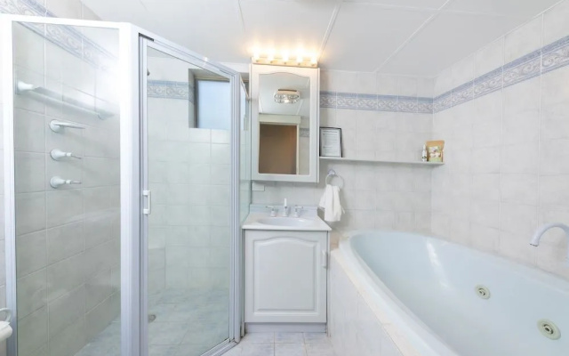 Oceancrest Unit 10