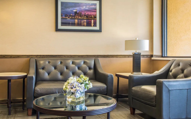 Quality Inn Elgin