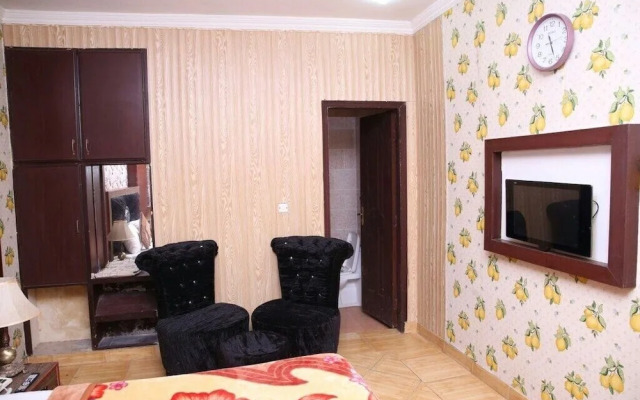 Safari Hotel Mall Road