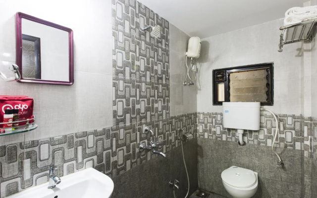 OYO 756 Hotel Sarang Heritage