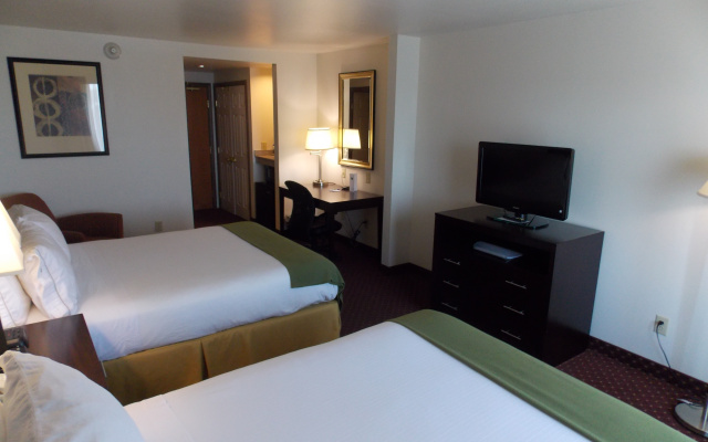 Holiday Inn Express Syracuse Fairgrounds by IHG