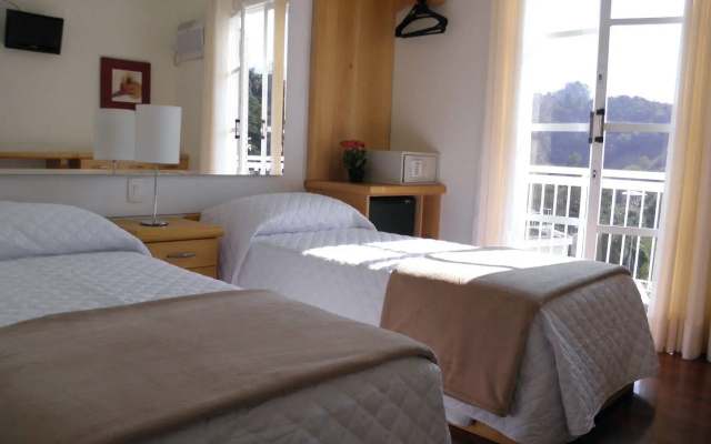 El Shadai Park Hotel