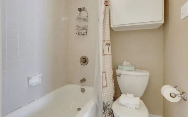 Seascape 1308 - 2 Br Condo