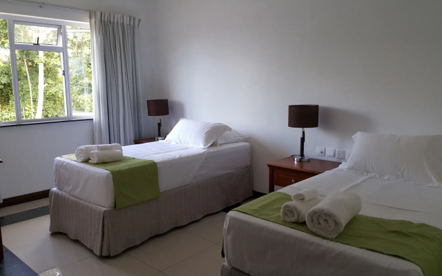 Bambous River Lodge