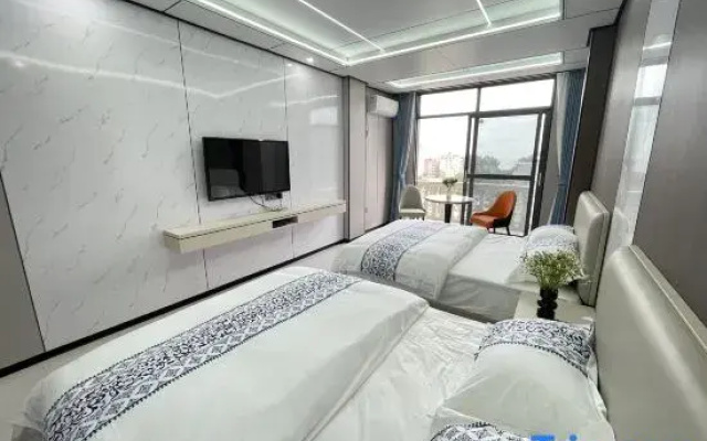 Wanwei Jintan Jingqian Business Hotel