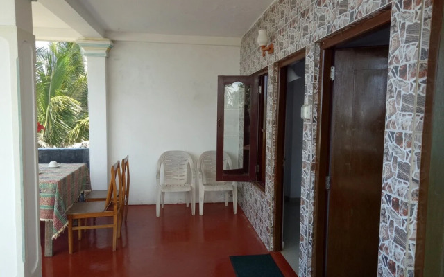 Githmini Beach Guest House & Toures