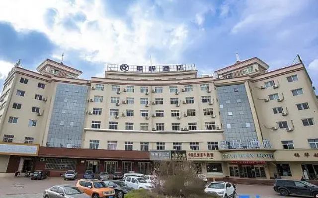 Zhangye Jinhua Hotel (Zhonggulou Runquanhu Park Branch)
