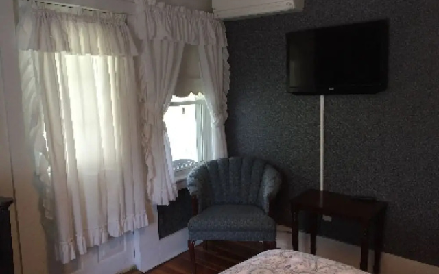 The Ogunquit Inn