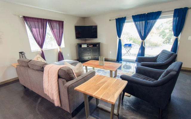 Glacier Suites