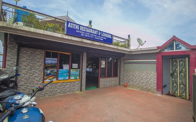 OYO 18904 Atithi Guest House