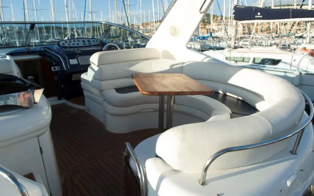 Liberty Bateau Hotel Bandol