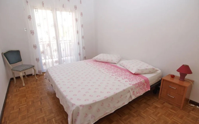 Apartment 914