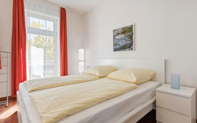 Lovely Apartment in Ostseebad Kühlungsborn with Balcony