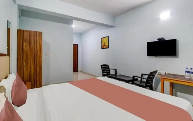 FabHotel Morjim Paradise