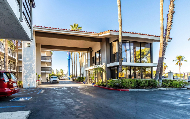 Comfort Inn North Anaheim