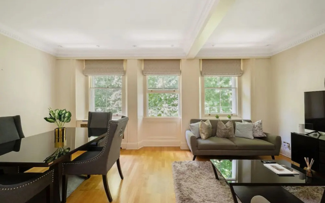 Luxury Knightsbridge Home Next To Hyde Park