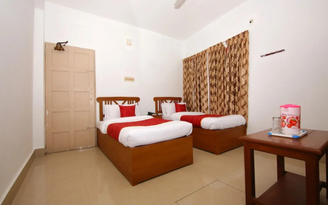 OYO 6712 Hotel Malabar House