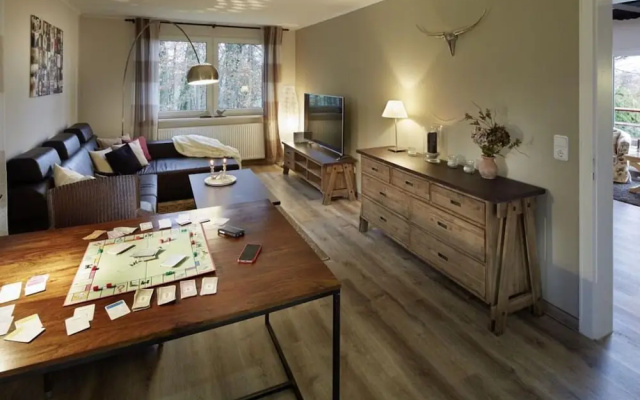 Modern Apartment Near Centre