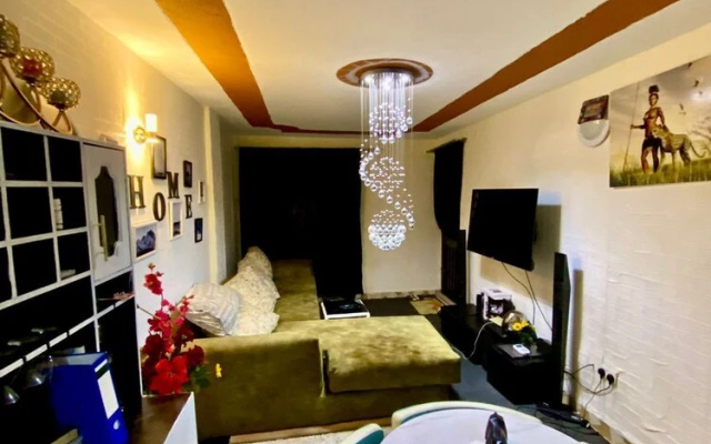 Stay.Plus Kings & Queen's Apartment