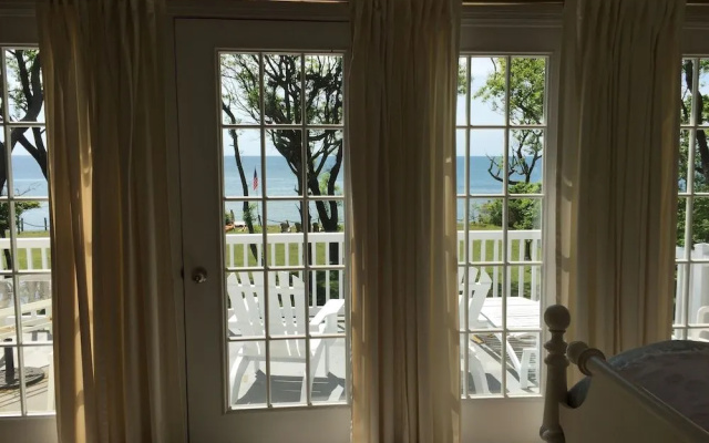 The Baywood Bed & Breakfast