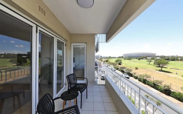 Two Bedroom Apartment With Mountain Views