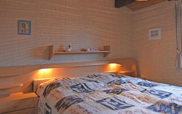 Furnished Bungalow With Peaceful Neighbourhood