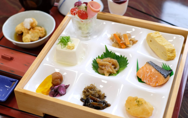 Shiitake Kaikan Taisuikaku