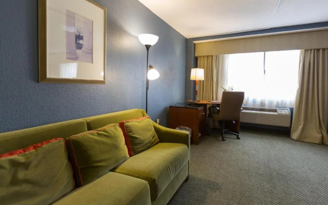 Capital Plaza Hotel