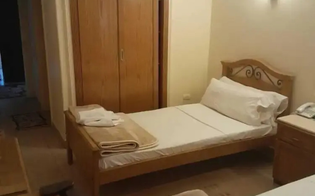 applicators hotel