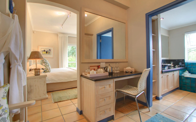 Abalone Guest Lodge