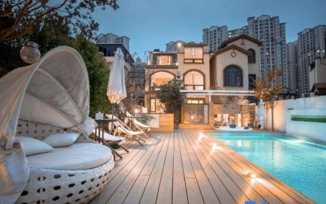 Sunrise Valley Villa