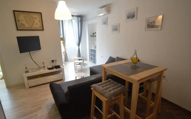 Apartment De Amicis