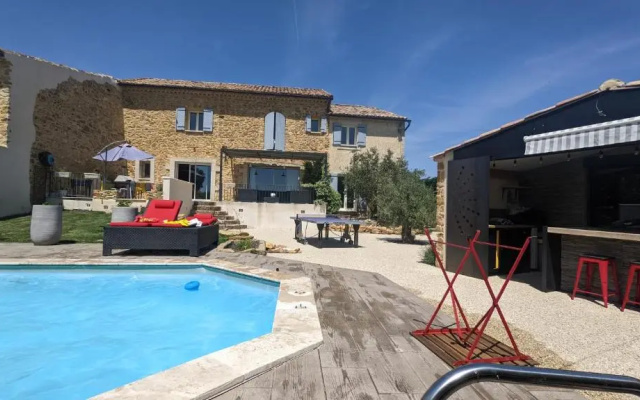 Dépendance de Charme en Provence