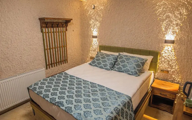 Capavista Cave House