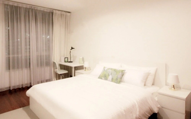 MaxStays - Max Style @ Kirana Residence