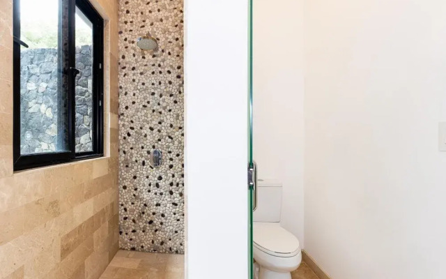House Reserva Conchal Llama del Bosque