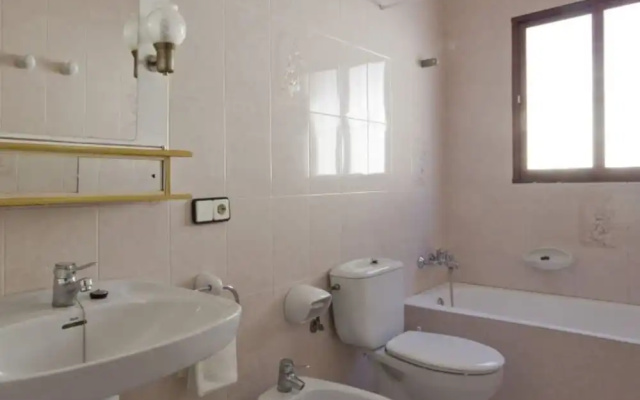 Villa - 3 Bedrooms with WiFi - 106444