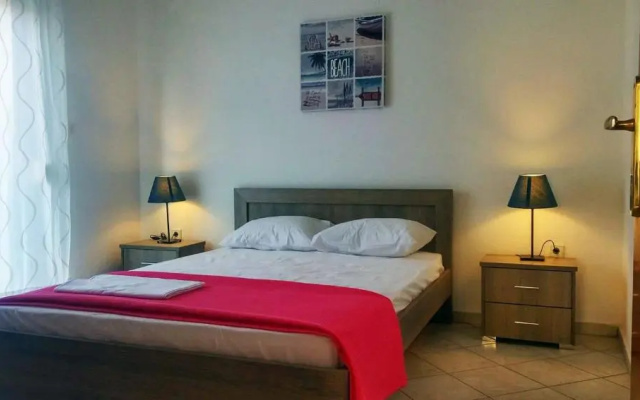 Roses RT apartments Skioni I
