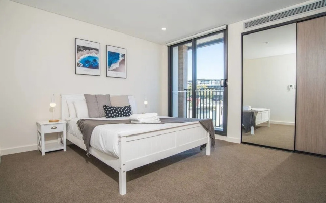 Lovely & Luxurious Townhouse In Zetland