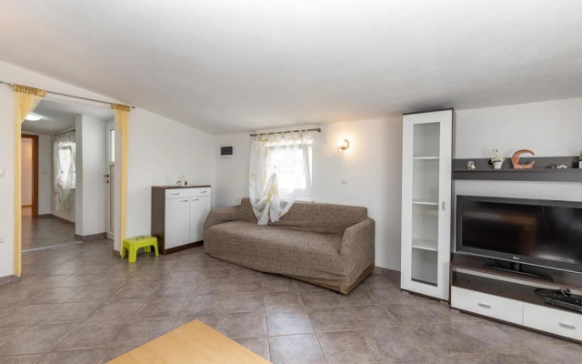 Beautiful Apartment in Crikvenica With 1 Bedrooms and Wifi