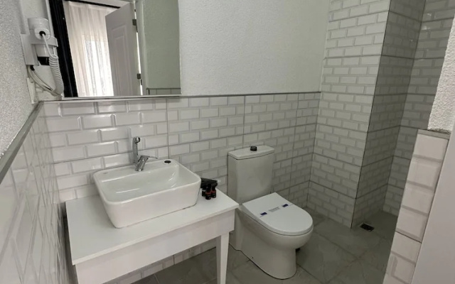 Deri̇n Buti̇k Hotel