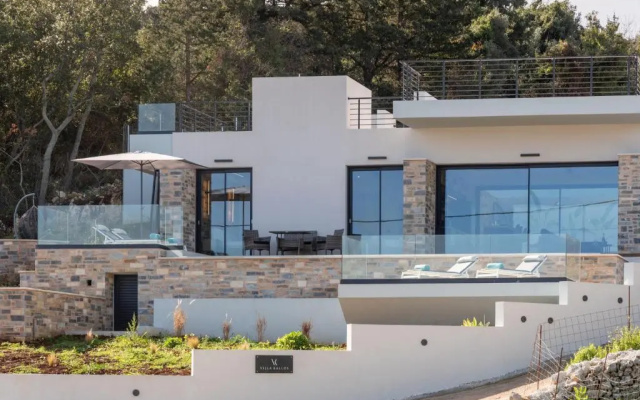 Villa Kallos by MediterraneanVillas