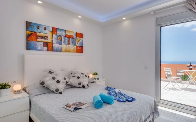 Villa Elena, Ocean View, Heated Pool