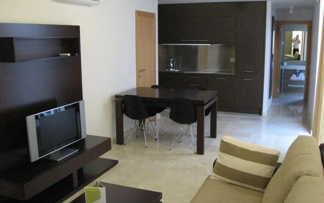 Apartment in La Escala Near Els Riells Beach