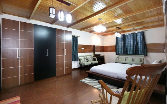 OYO 9346 Home Spacious 4BHK Valley View Fagu