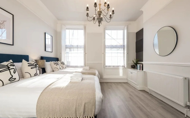 Host Apartments Seel Street Quarters