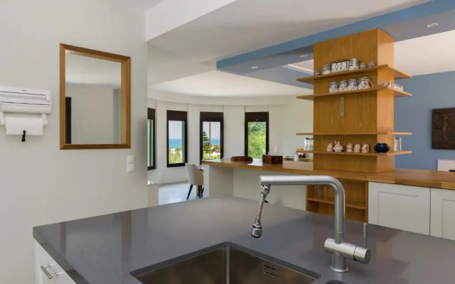 NEW - Villa Manika - 3BR 3BA Pool
