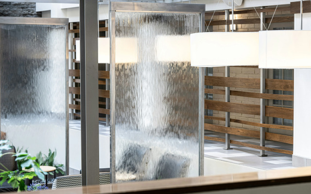 Embassy Suites by Hilton Minneapolis Bloomington Edina